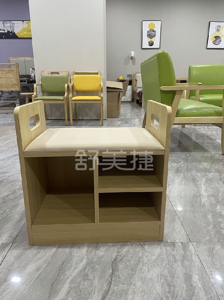 板材換鞋凳